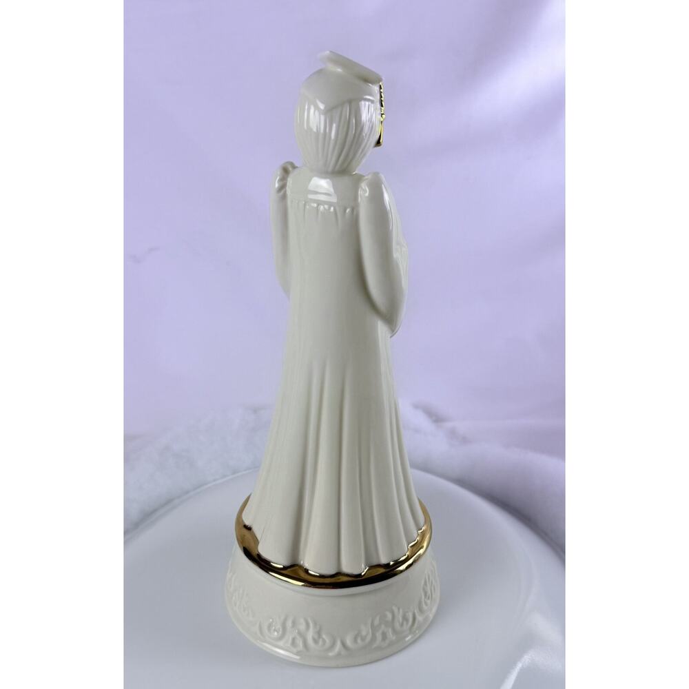 Graduate Girl Figurine SAN FRANCISCO MUSIC Box Plays Ppmp & Circumstance - Picture 5 of 10